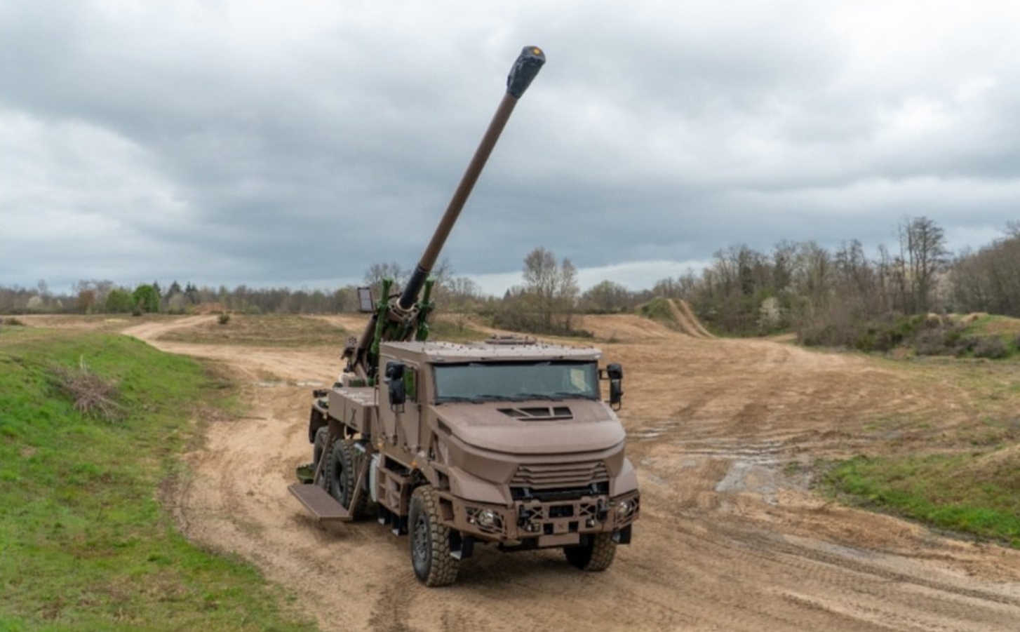 La Francia trasferirà all'Ucraina altri 12 Caesar SAU - finanziati con denaro proveniente da beni russi congelati La Francia trasferirà all'Ucraina altri 12 Caesar SAU - finanziati con denaro proveniente da beni russi congelati